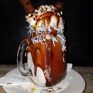 Twin Bueno Freakshake